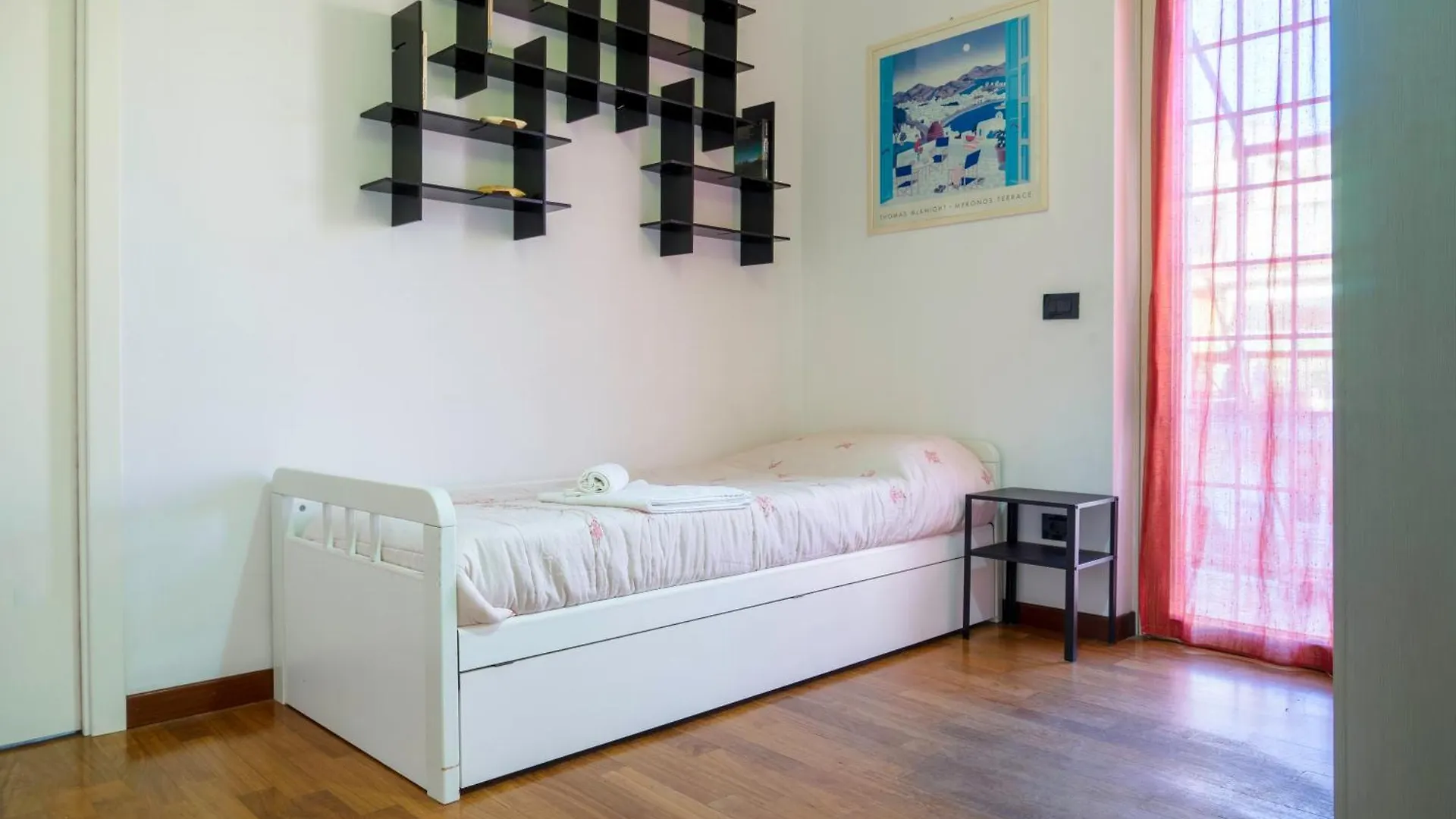 Comfortable, Wide And Cozy Apartment ローマ 0*,  イタリア